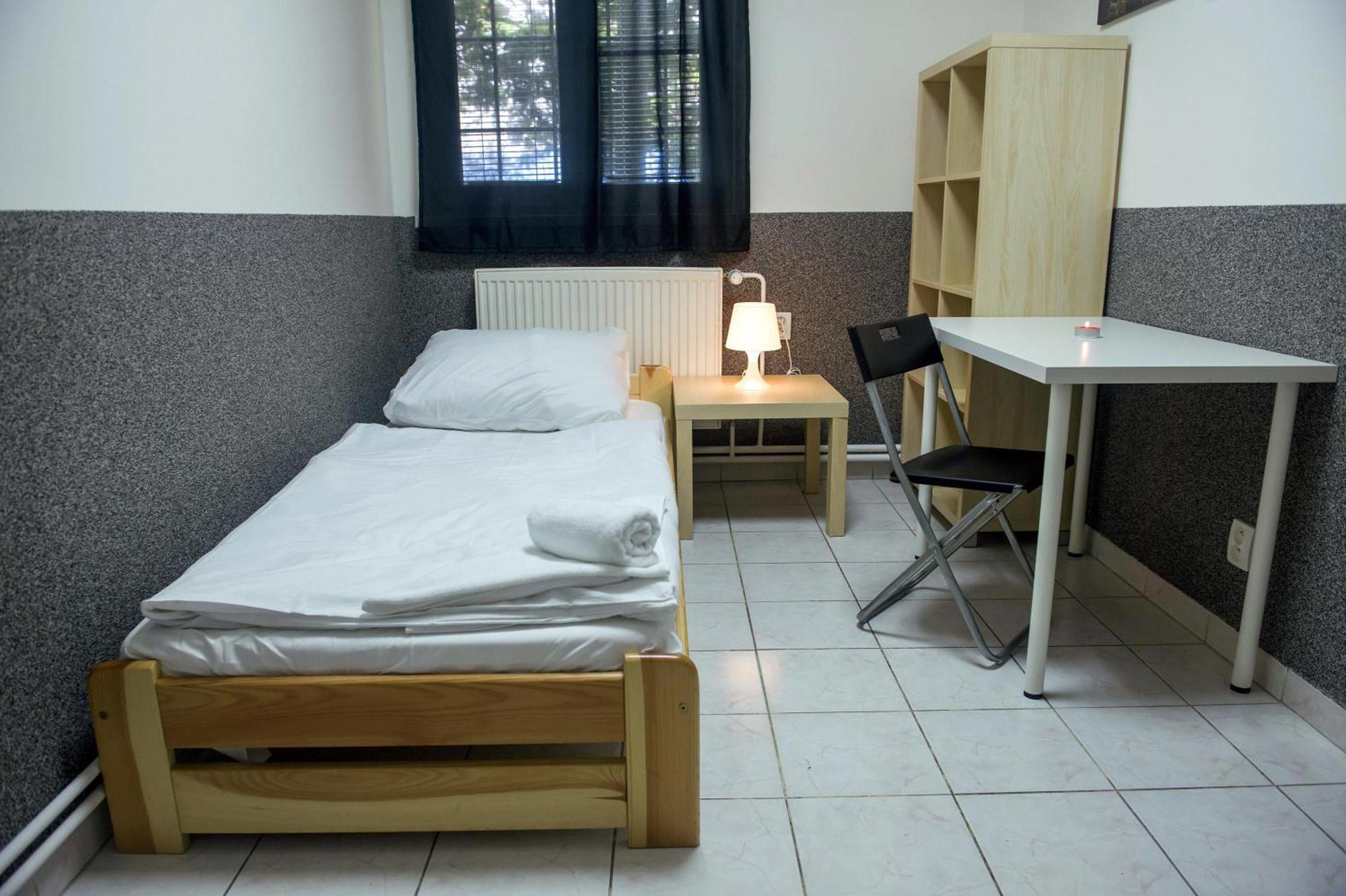 Hostel Seven Прага Экстерьер фото
