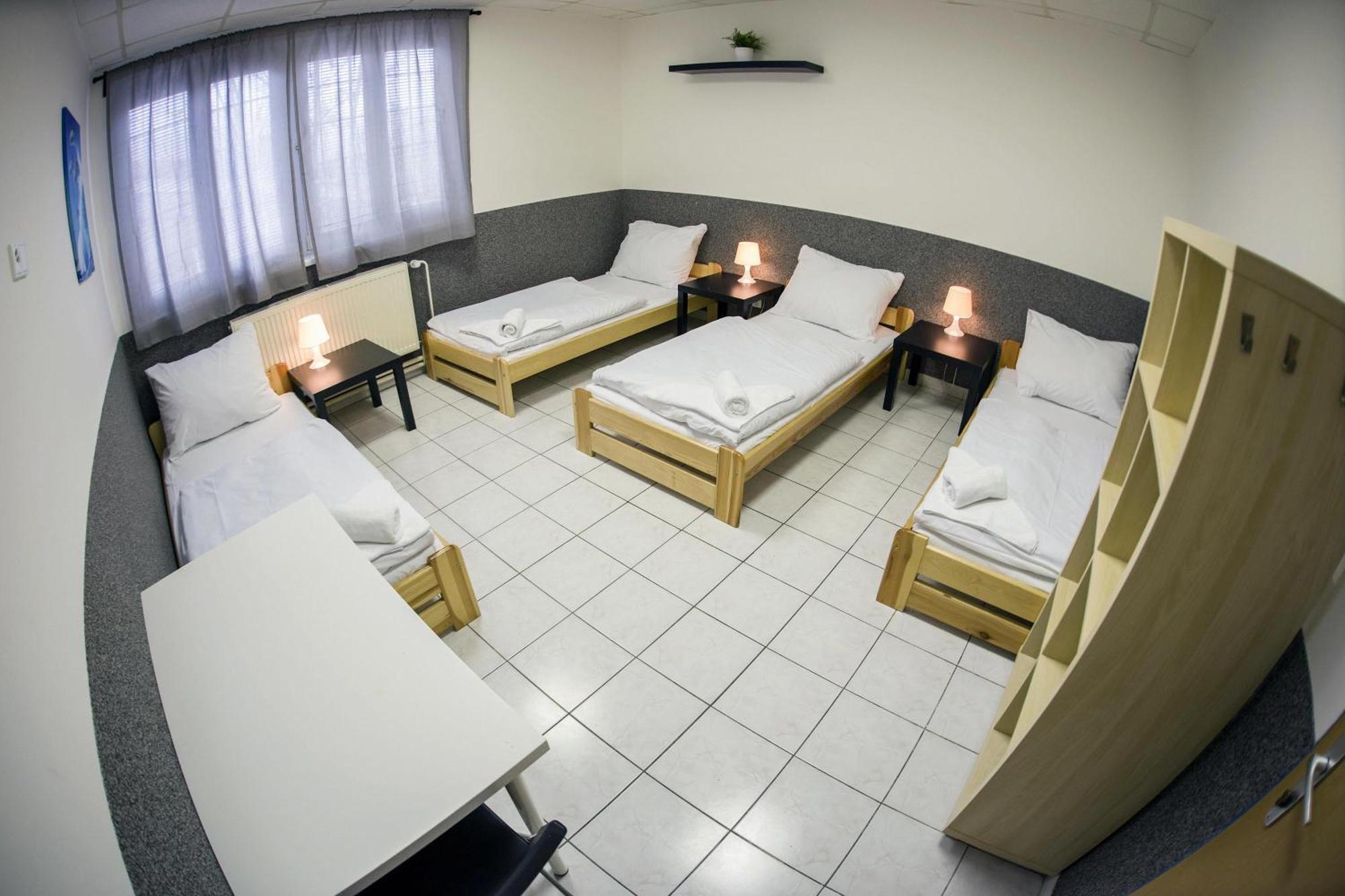 Hostel Seven Прага Экстерьер фото