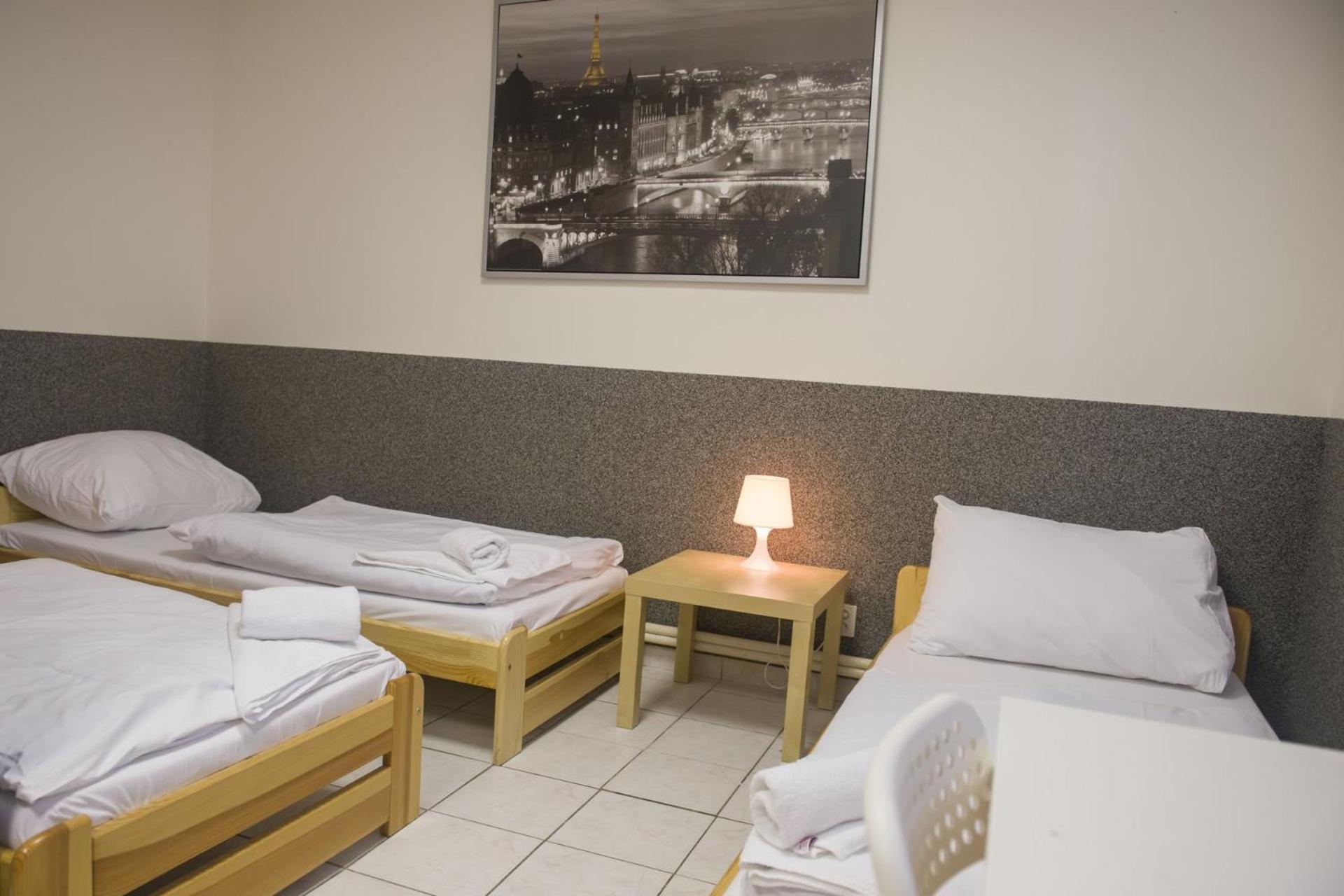 Hostel Seven Прага Экстерьер фото