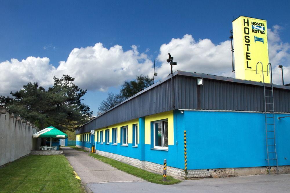 Hostel Seven Прага Экстерьер фото