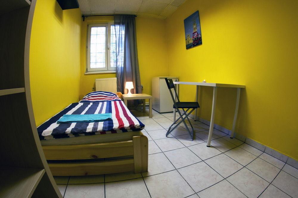Hostel Seven Прага Экстерьер фото