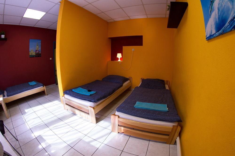 Hostel Seven Прага Экстерьер фото